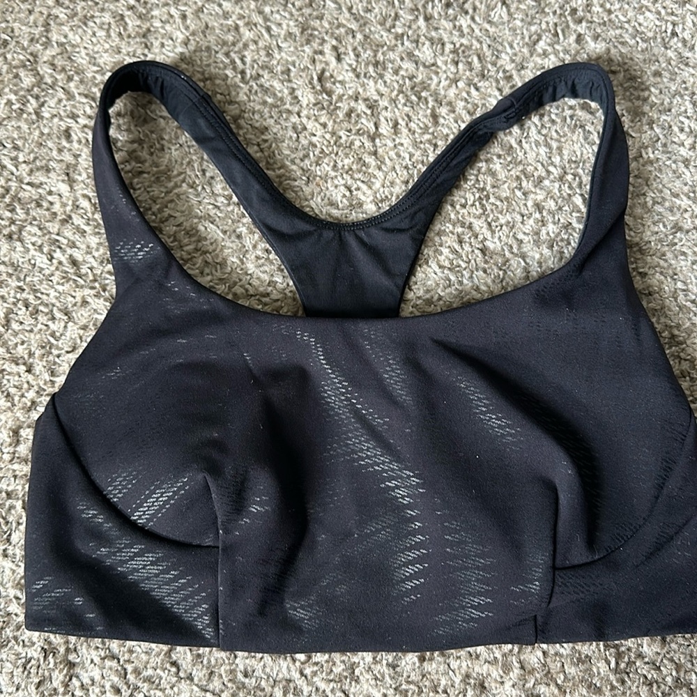 Size 6 Lululemon Wunder Train Bra *Foil SHFB a/c Cup